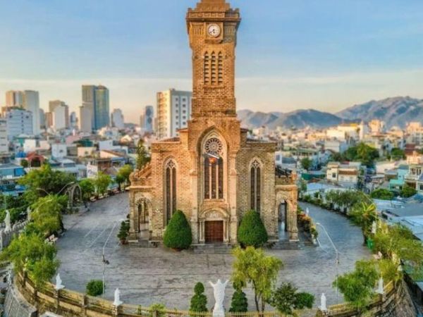 The exterior of Nha Trang Stone Church
